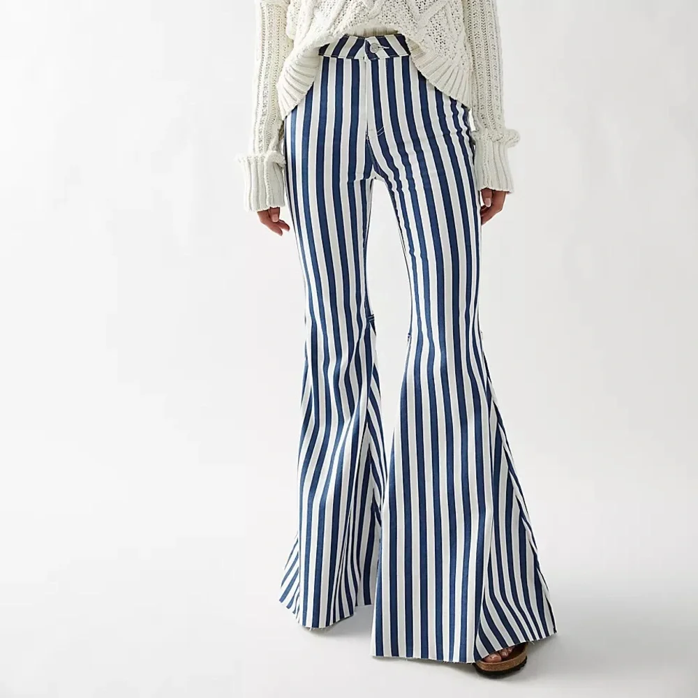 NWOT Free People Just Float On Printed Flare Jeans in Navy Hampton Stripe Z571